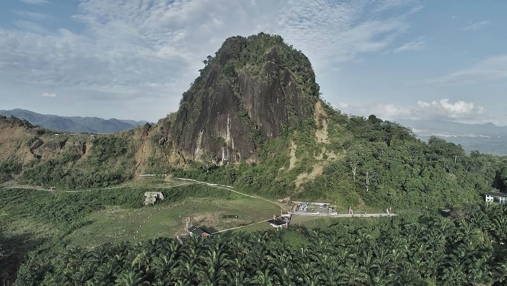 Bukit Kandis Di Bengkulu Tengah Atourin