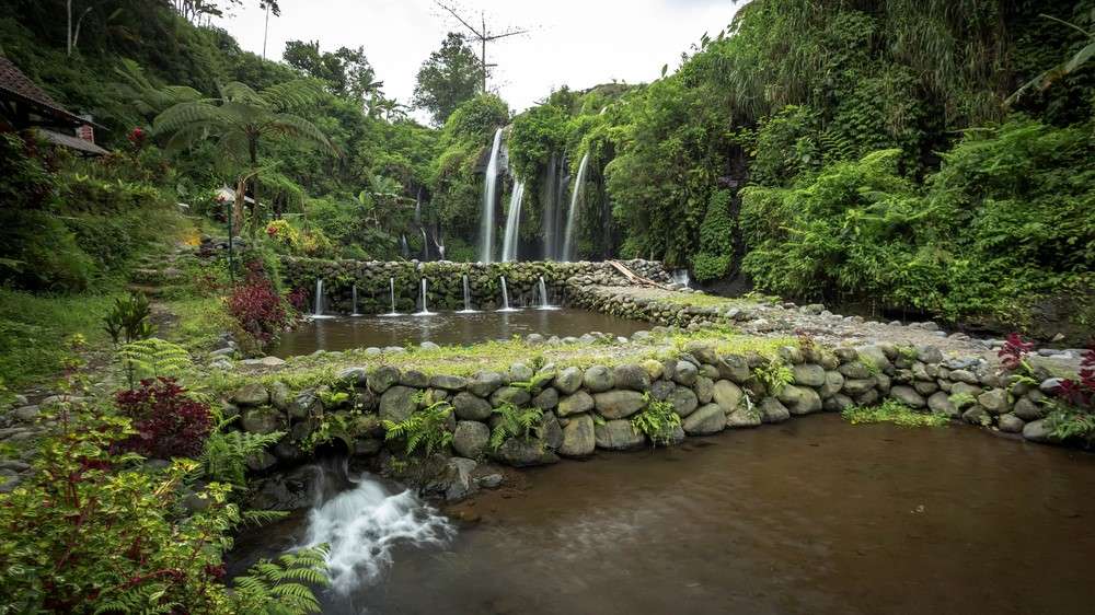 Air Terjun Kembar Arum (Temcor) Di Banyuwangi | Atourin