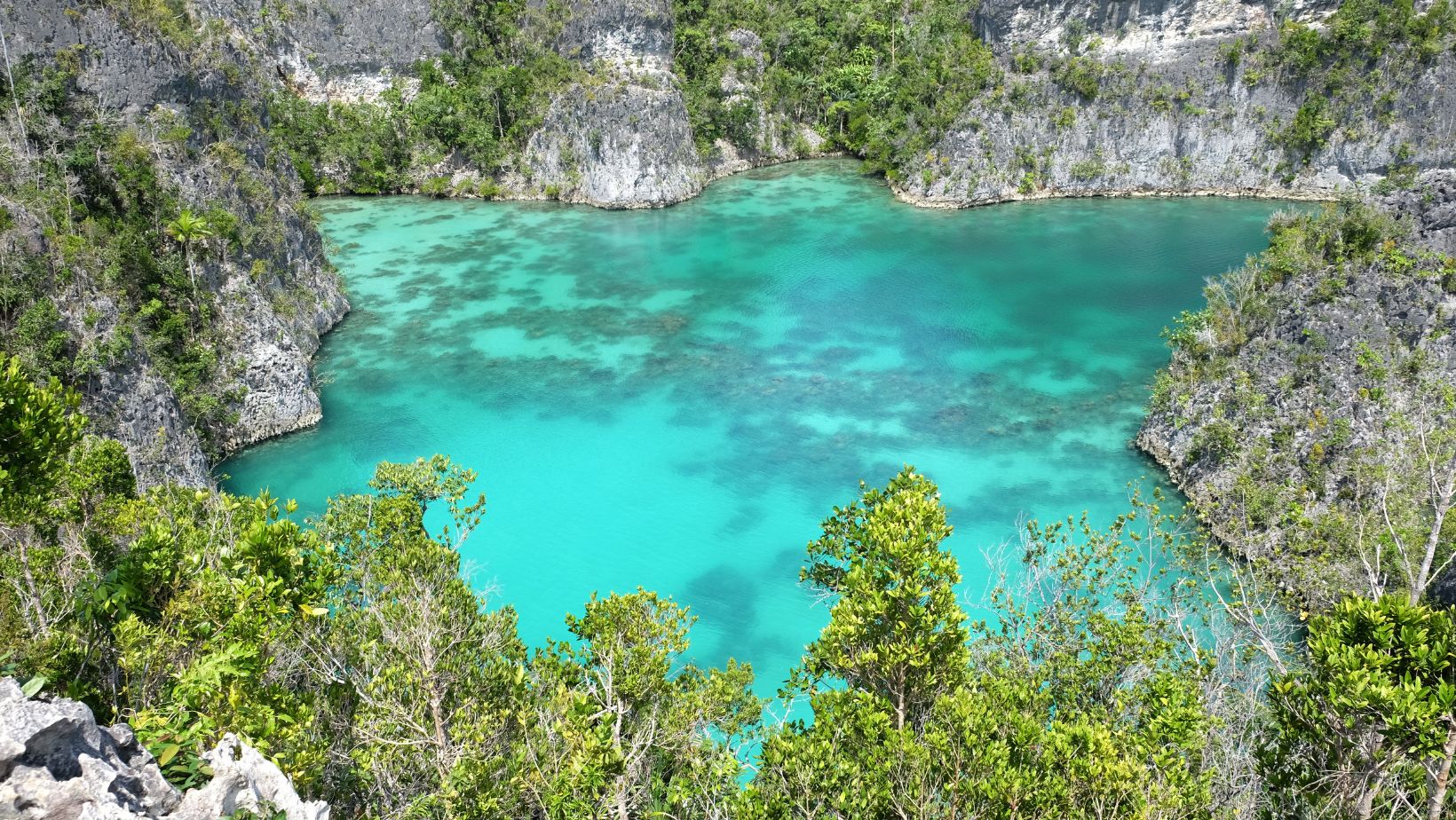 Star Lagoon Di Raja Ampat | Atourin