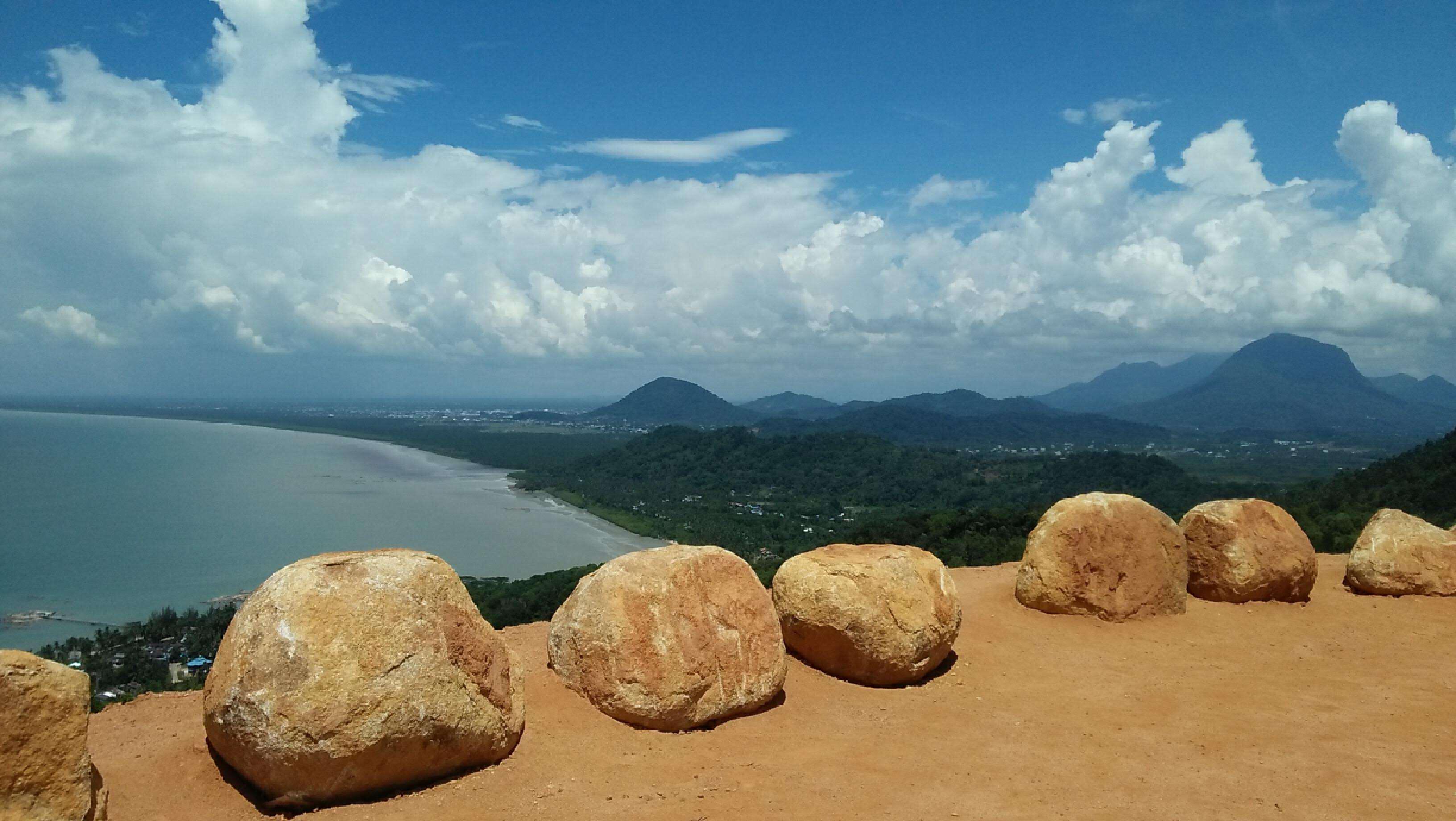 Bukit Rindu Alam di Singkawang | Atourin